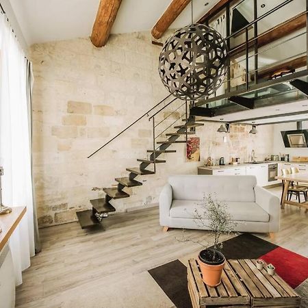 Duplex Climatise Centre Ancien 7Min A Pied Du Palais 6 Couchages Appartement Avignon Buitenkant foto