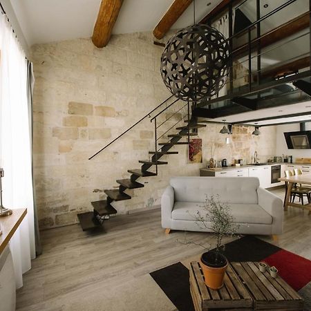 Duplex Climatise Centre Ancien 7Min A Pied Du Palais 6 Couchages Appartement Avignon Buitenkant foto