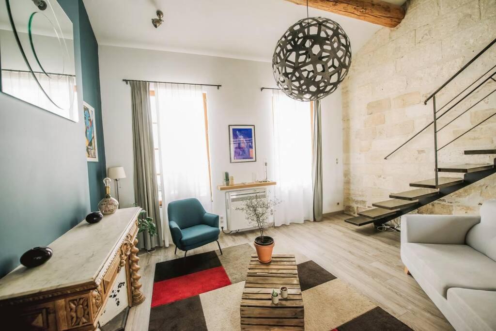 Duplex Climatise Centre Ancien 7Min A Pied Du Palais 6 Couchages Appartement Avignon Buitenkant foto